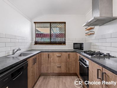 4/305 Wharf Street, Queens Park WA 6107