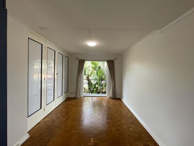 14/17 The Avenue, Crawley WA 6009
