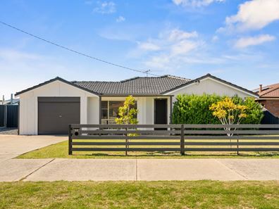 54 Colville St, Waikiki WA 6169