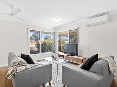 33 Bendix Way, Girrawheen WA 6064