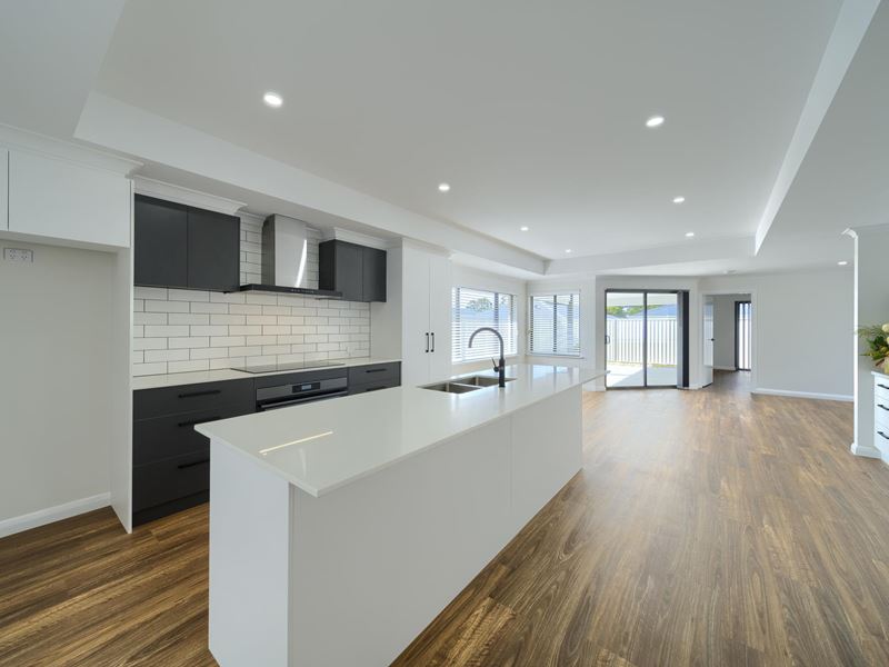 35 Boorara Way, Mckail