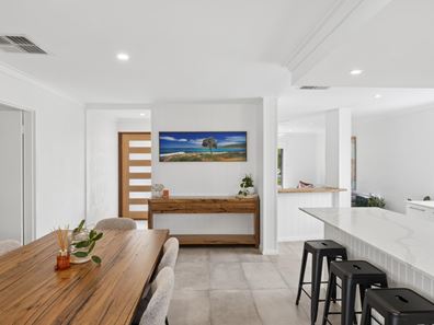 44 Sillmon Way, Duncraig WA 6023