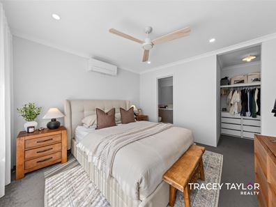 37 Splendour Avenue, Henley Brook WA 6055