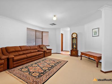 8 Nicholson Loop, Bateman WA 6150