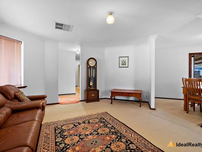 8 Nicholson Loop, Bateman WA 6150