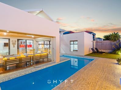 17 Bantry  Bend, Mindarie WA 6030