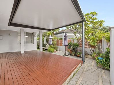 52 Marriot Way, Morley WA 6062