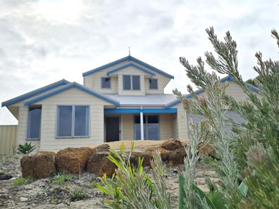 34 Wilkinson Street, Hopetoun WA 6348