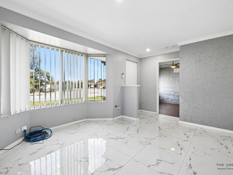 2 Milano Loop, Seville Grove WA 6112