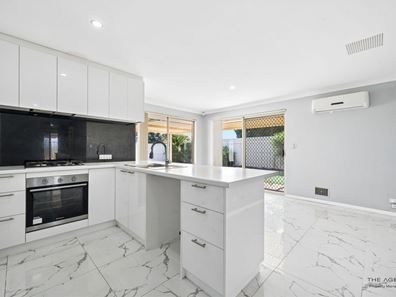 2 Milano Loop, Seville Grove WA 6112