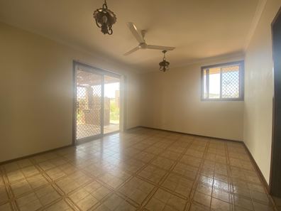 6 Smith Street, Carnarvon WA 6701