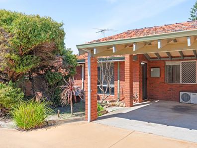 3/13 Alga Street, Scarborough WA 6019