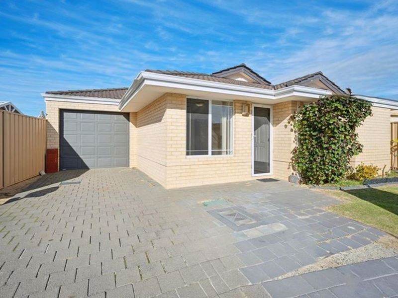 17 Sunco Parade, Canning Vale WA 6155
