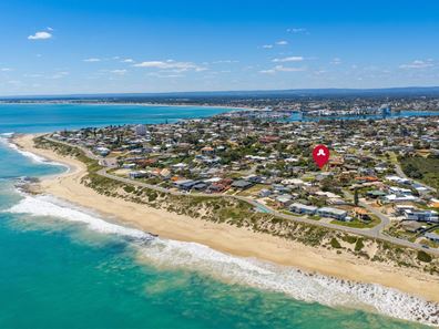 6 Rose  Street, Halls Head WA 6210