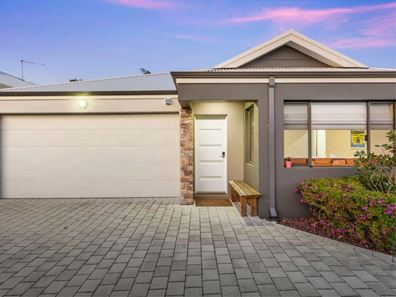 2/37 Sackville Terrace, Scarborough WA 6019