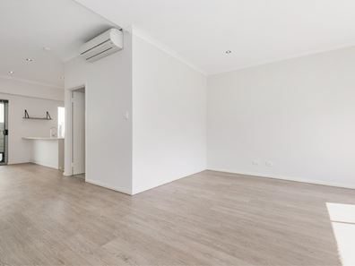 10 Redfern Bend, Clarkson WA 6030