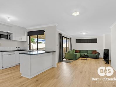 2 Tiffany Centre, Dalyellup WA 6230