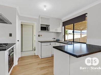 2 Tiffany Centre, Dalyellup WA 6230