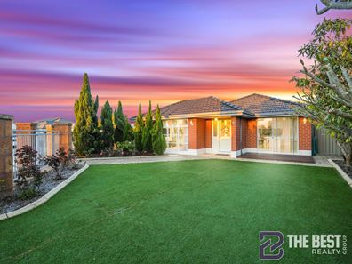 2 Hillhouse Way, Piara Waters WA 6112