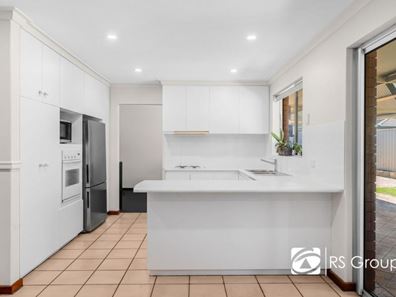 14 Coolabah Way, Forrestfield WA 6058