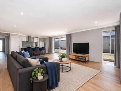 11 Raffles Way, Golden Bay WA 6174