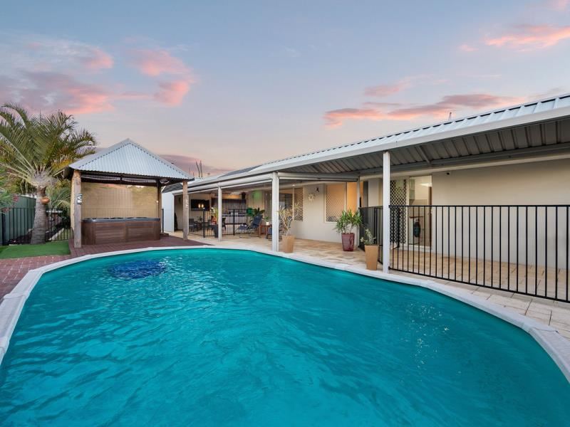 6 Dunkeld Glen, Kinross