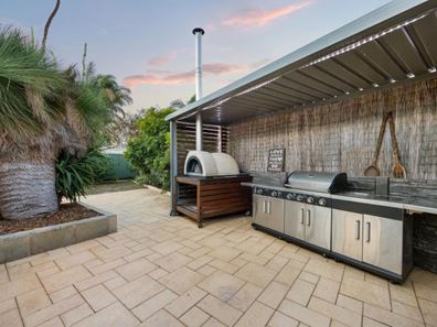 6 Dunkeld Glen, Kinross WA 6028
