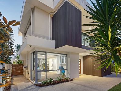 2 Honeypot Way, Churchlands WA 6018