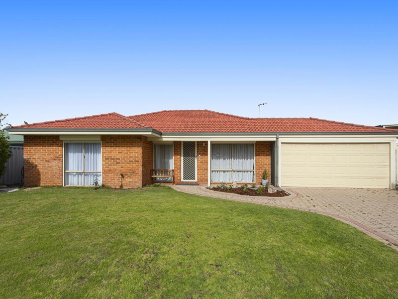 7 Discovery Crescent, Port Kennedy WA 6172