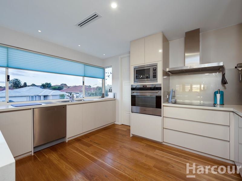 53 Canterbury Circle, Currambine WA 6028