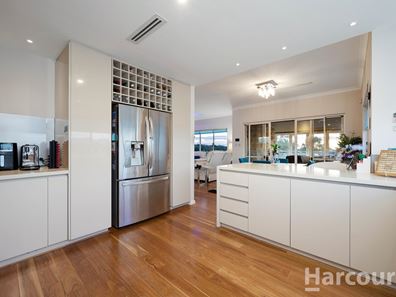 53 Canterbury Circle, Currambine WA 6028