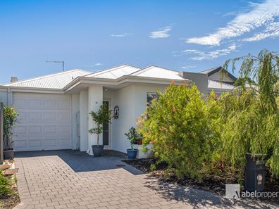16 Hayeswater Street, Aveley WA 6069