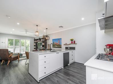 16 Hayeswater Street, Aveley WA 6069
