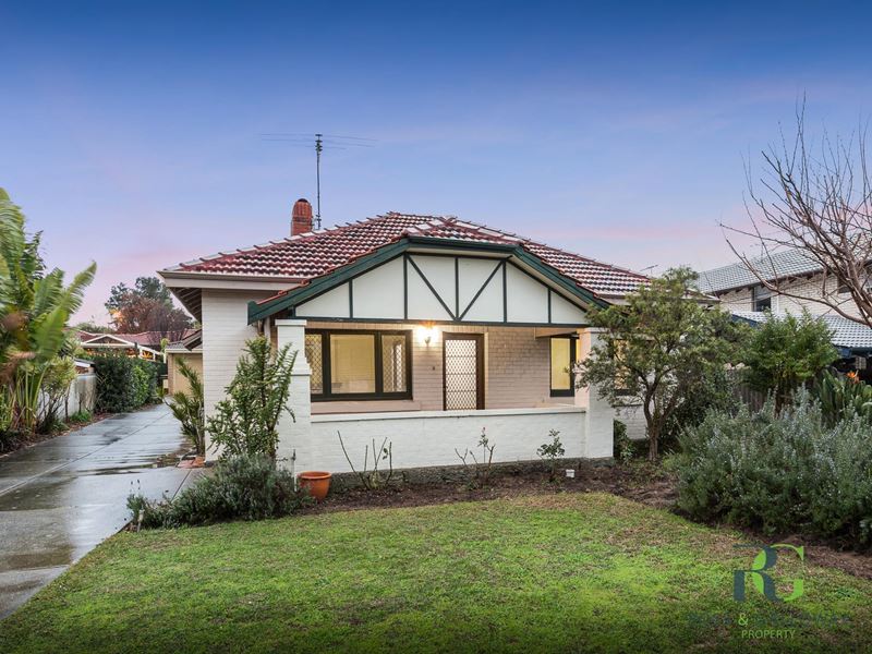 28A Point Walter Road, Bicton WA 6157