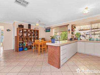 44 Requa Crescent, Warnbro WA 6169