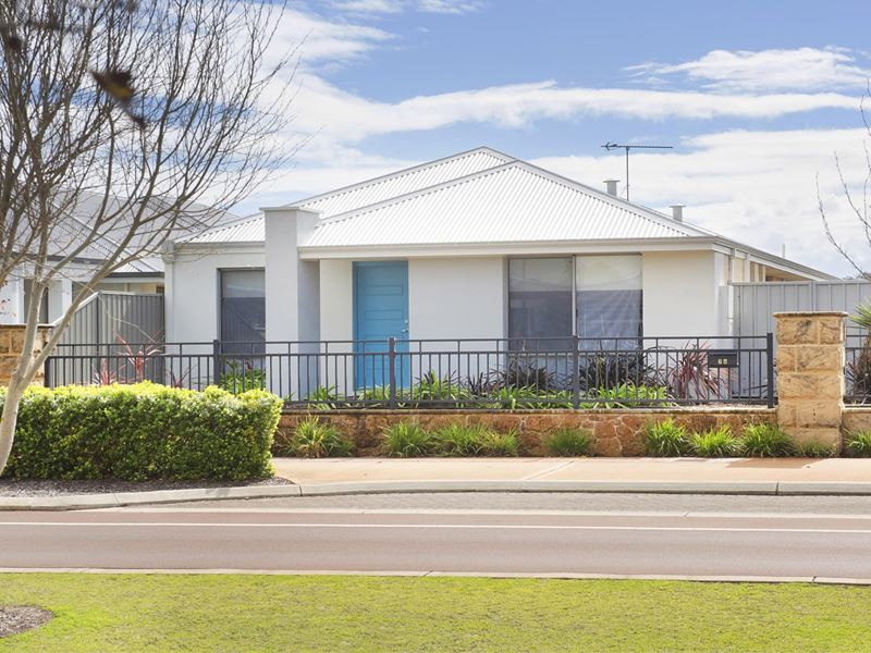 74 Napoleon Promenade, Kealy