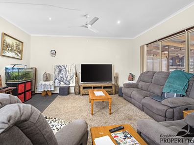 29 Mary Street, Waggrakine WA 6530