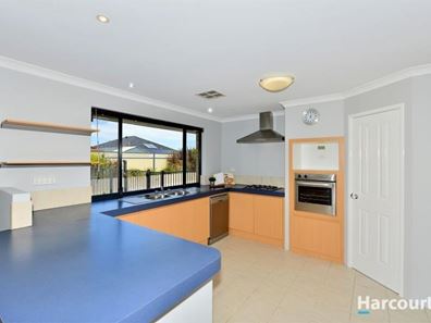 20 Tamar Break, Madora Bay WA 6210