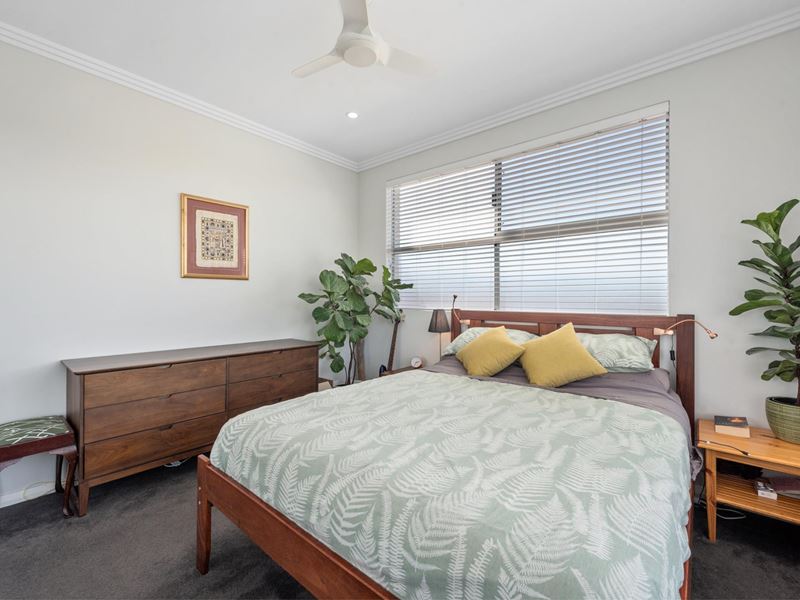 4/7 Muriel Avenue, Innaloo WA 6018