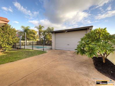 55 Linden Way, Forrestfield WA 6058