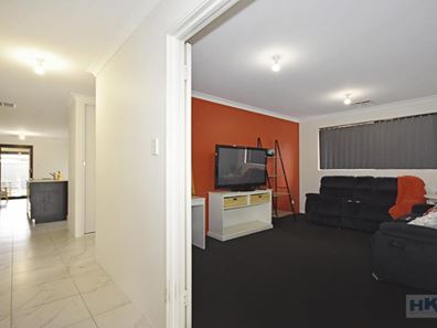 49 Gloucester Approach, Brabham WA 6055