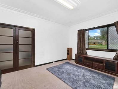 10 Goodall Street, Gosnells WA 6110