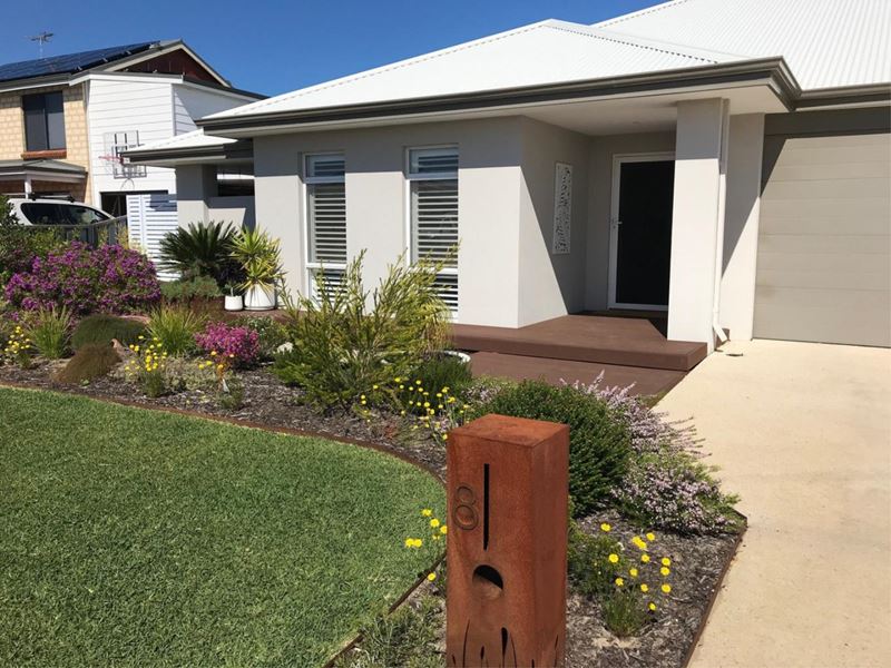8 Sweep Ridge, Yanchep