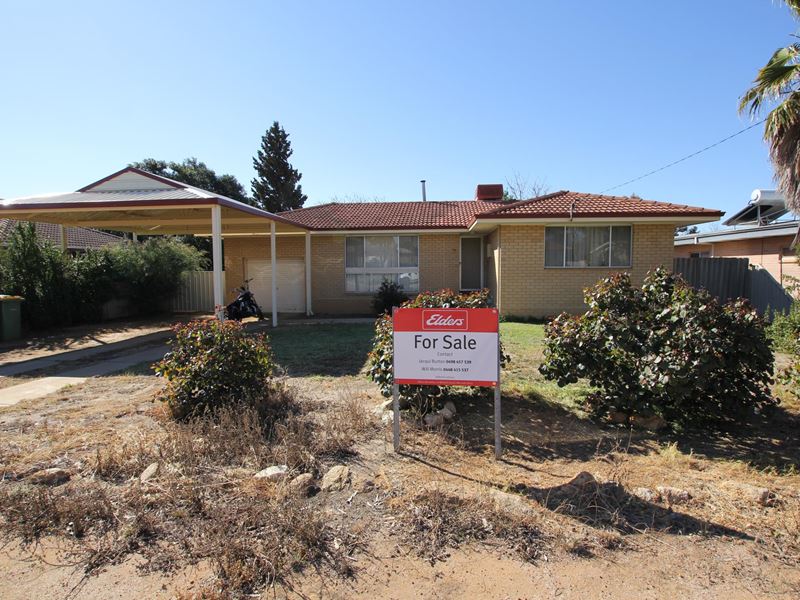 14 Pioneers Road, Merredin