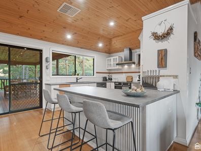 1 Bevis Court, Byford WA 6122