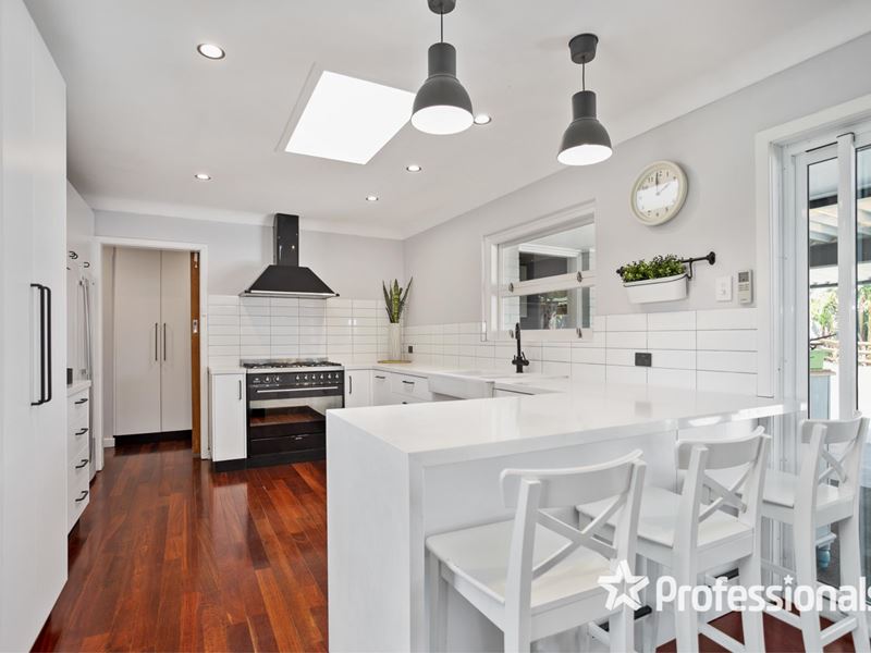 13 Lucich Street, Kelmscott