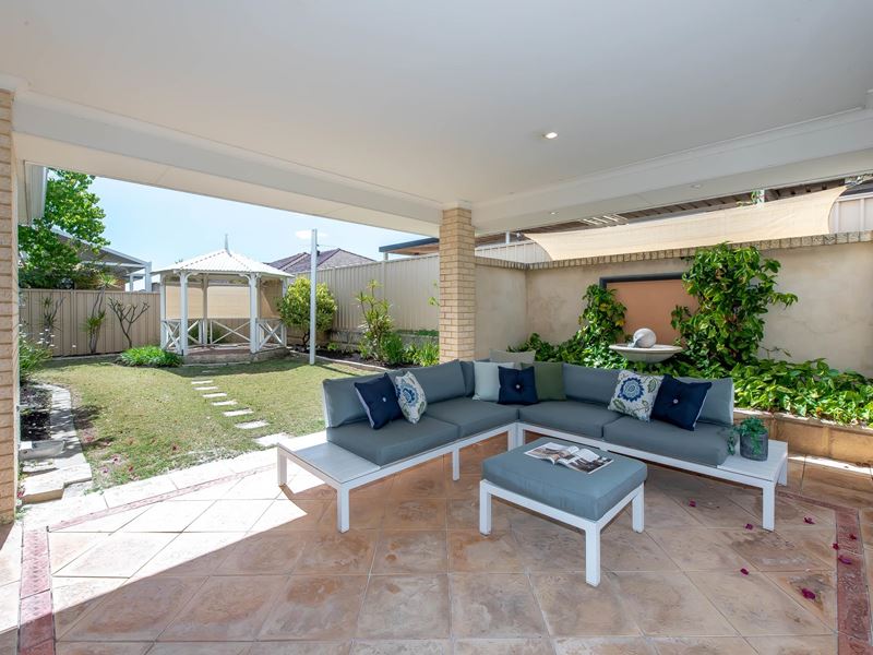 50 Tullow Gardens, Darch