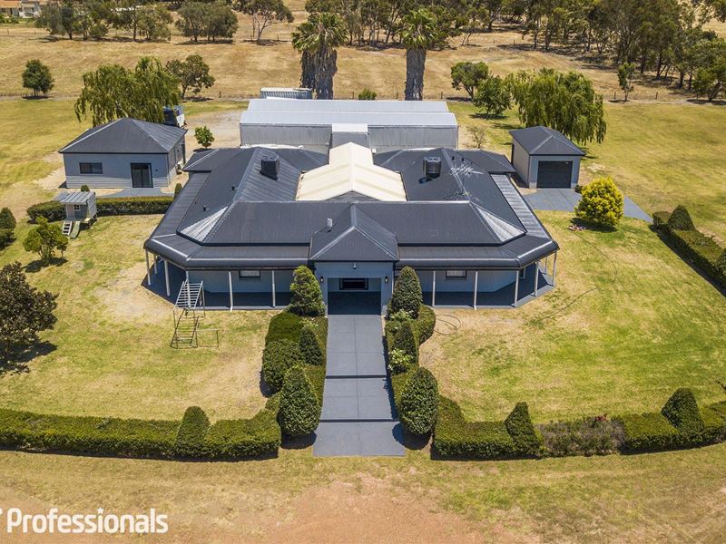 10 Kargotich Road, Oakford