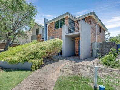 15/1 Mariners Cove Drive, Dudley Park WA 6210