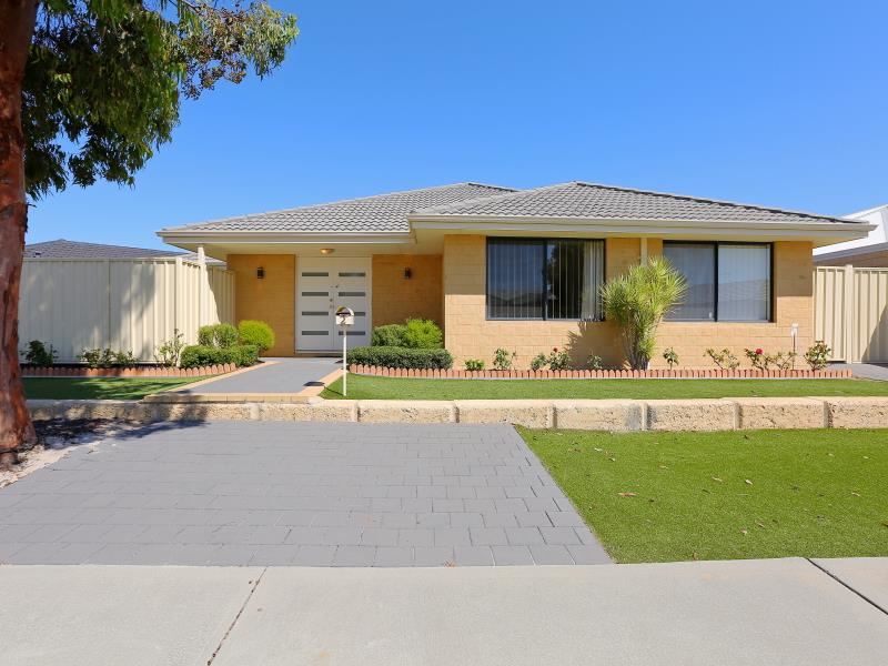 2 Parnell Way, Canning Vale